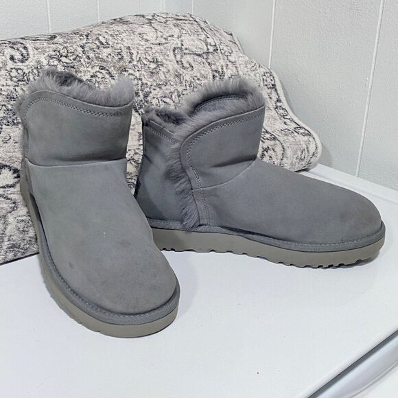UGG Women's Classic Mini Fluff High-Low Boot in Gray-Blue Size 9 - Picture 3 of 8